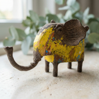 Figurines & Knick Knacks