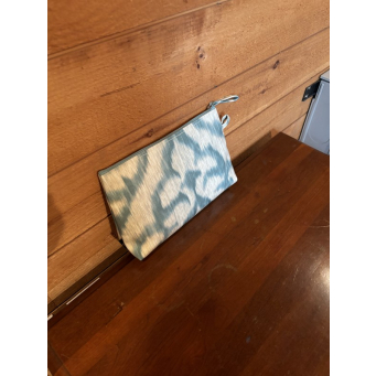 Pouches & Coin Purses